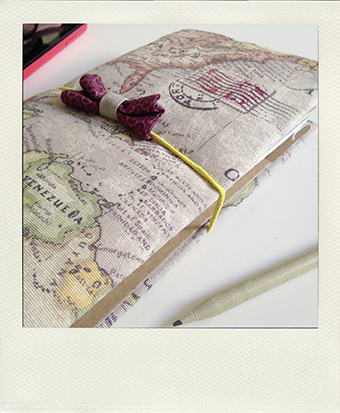 Buldori - Organiseur cartes du Monde + carnets