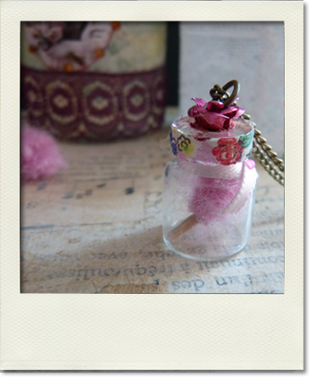 Collier fiole gourmandise barbapapa 2