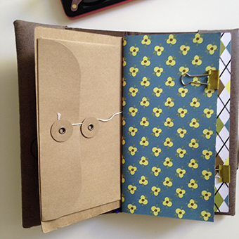 Buldori marron clair + carnets